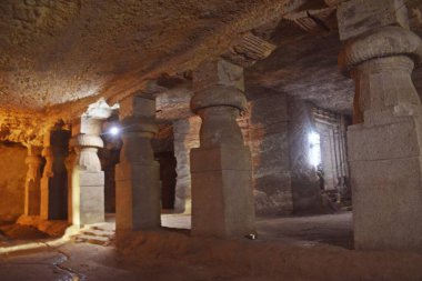  1500 yıllık BUDDDHIST JOGESHWARI CAVES, maharashtra, mumbai, Hindistan