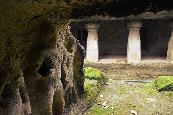 1500 Years Old Budhist Jogeshwari Caves Maharashtra Mumbai India — стоковое фото