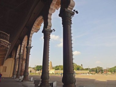 Amba Vilas Sarayı 'nın bir parçası Karnataka