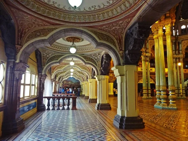 Wnętrze Pałacu Amba Vilas Karnataka — Zdjęcie stockowe