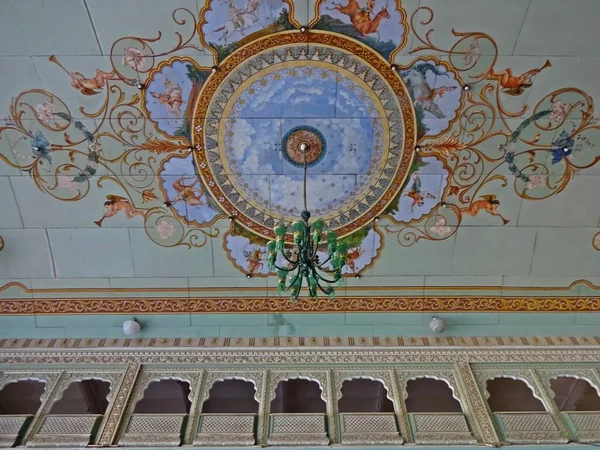 安巴维拉宫卡纳塔克山脉的天花板壁画设计 — 图库照片