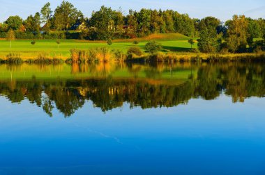 Yansıması erken sonbahar