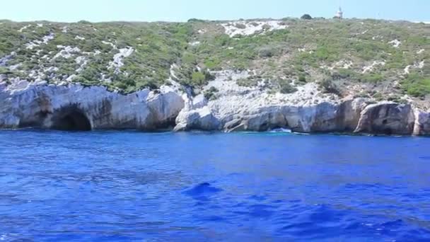 Griechische Inseln Kreuzfahrt griechische Küste inspirierende Landschaft — Stockvideo