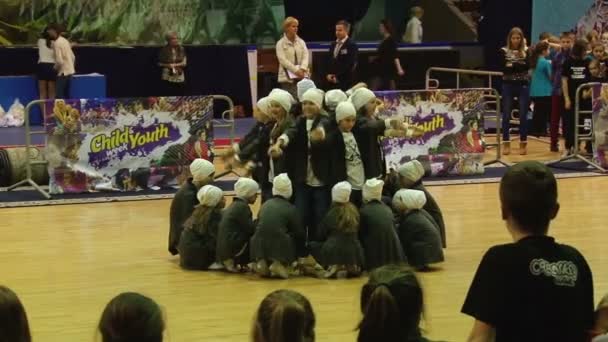 Campeonato de danza infantil — Vídeo de stock