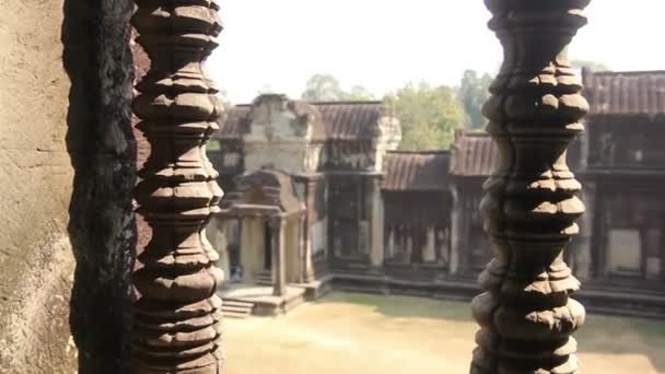Angkor Wat belangrijkste tempel oude het platform — Stockvideo