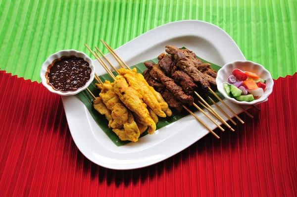 Thai cuisine, Chicken Satay, Beef Satay . — стоковое фото