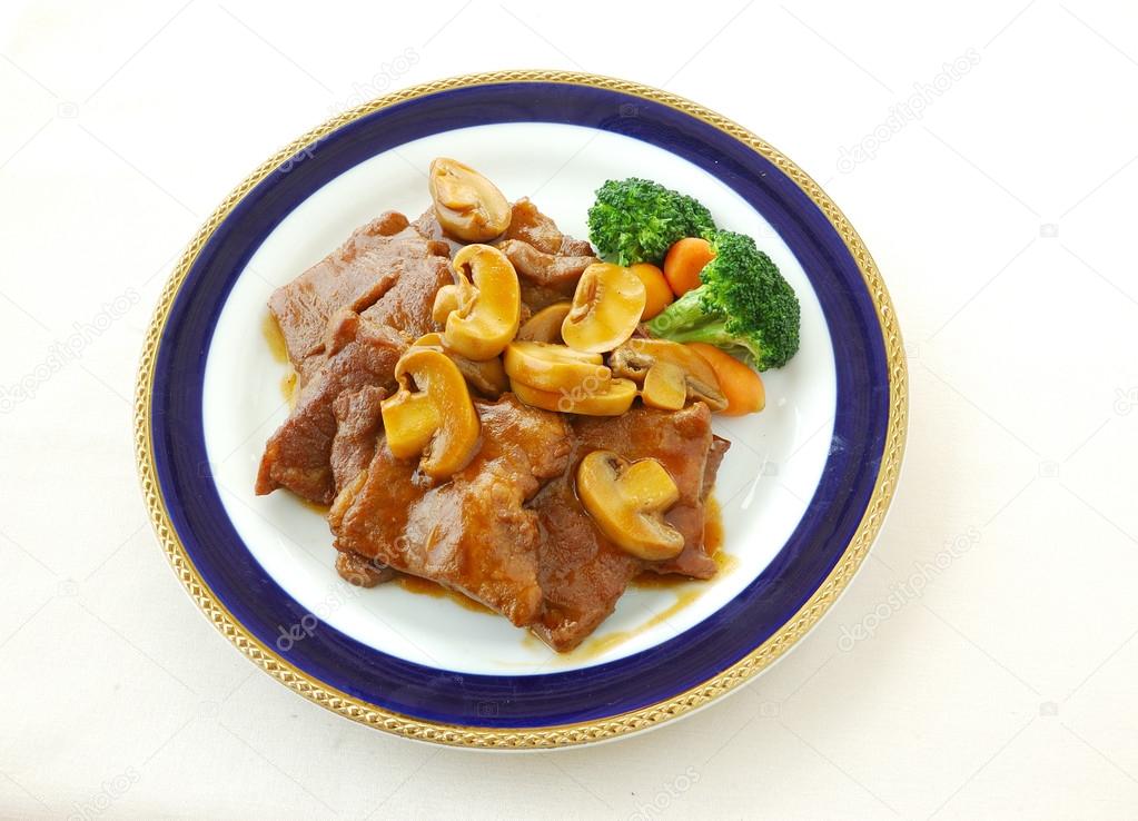 Veal chop with oyster sauce