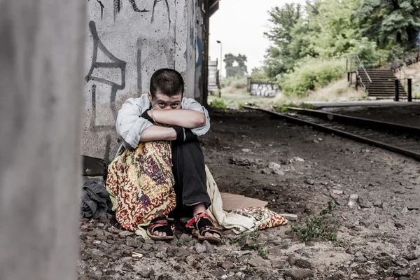 Living under the bridge — Stock Photo, Image