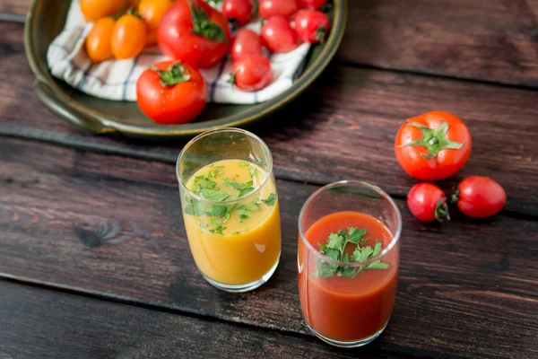 Bicchiere di succo di pomodoro — Foto Stock