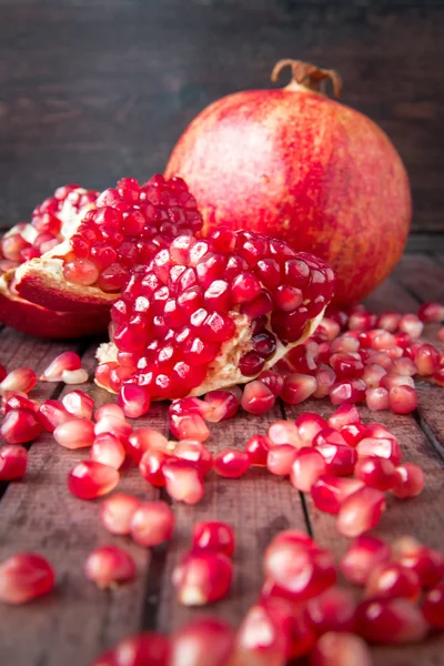 붉은 즙 석류 — 스톡 사진