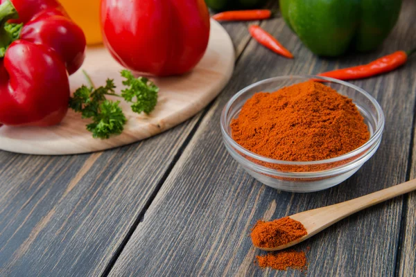 Vegyes színes fajták a paprika — Stock Fotó