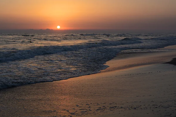 Denizde güzel bir gün batımı