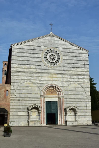 Středověký kostel San Francesco v Lucca — Stock fotografie