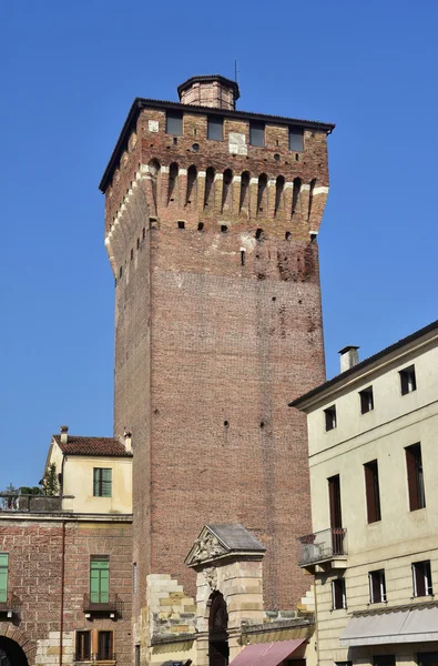 Torre Porta Castello en Vicenza — Foto de Stock