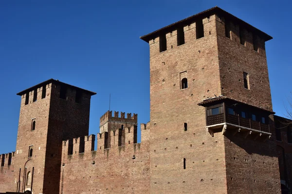 Torres medievales en Verona — Foto de Stock