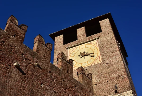 Castelvecchio clocktower Verona — Stock Fotó