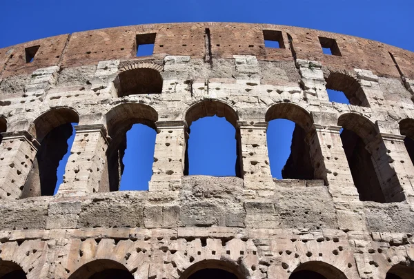 Колізей в Римі — стокове фото