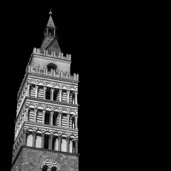 Pistoia Katedrali Ortaçağ Çan Kulesi Yüzyılda Yapılmış Bir Şehir Simgesi Telifsiz Stok Fotoğraflar