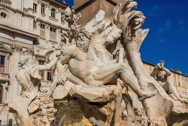 Gangesz Duna Nílus Szobrok Csodálatos Barokk Négyfolyós Szökőkútból Piazza Navona — Stock Fotó