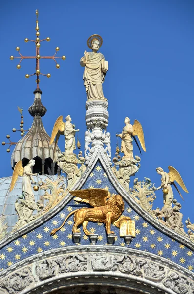 Basílica de San Marcos agujas — Foto de Stock