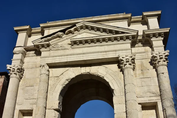 Arco dei Gavi felső része — Stock Fotó