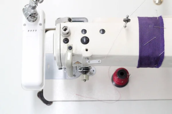 Промышленная Швейная Машина Вид Сверху Сбоку Лампа — стоковое фото