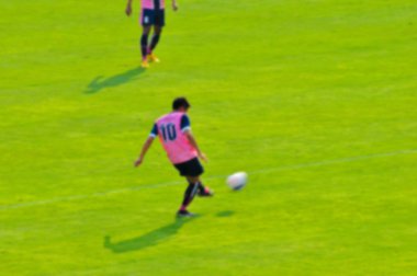 Futbol oyuncusu başlaması için başlangıç