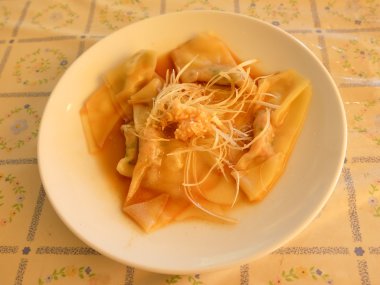 Çince buğulanmış hamur tatlısı