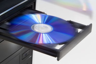 Masaüstü bilgisayardan disk çıkarma