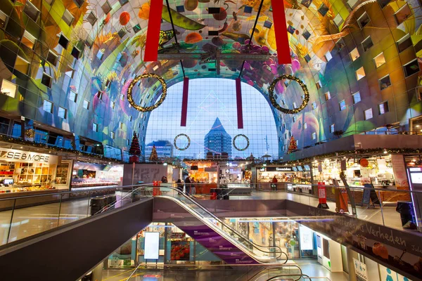 Rotterdam Países Bajos Noviembre 2020 Mercado Tranquilo Interior Markthal Debido —  Fotos de Stock