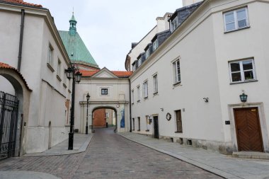 Varşova tarihi merkezi Ekim 2025 'te yürüyor