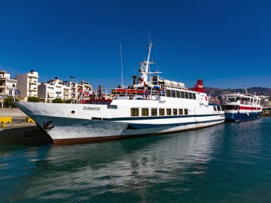 Yerapetra, Crete küçük gemiler için demirleme
