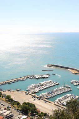 Deniz Manzaralı, İtalya