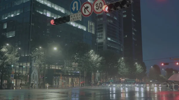 Walking Seoul Rainy Streets Evening — Stock Photo, Image