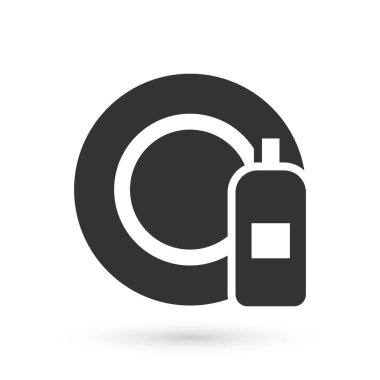 Beyaz arka planda izole edilmiş gri bulaşık suyu şişesi ve tabak ikonu. Bulaşık yıkamak için sıvı deterjan. Vektör