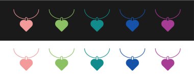 Siyah ve beyaz arkaplanda izole edilmiş, kalp şeklinde kolye simgesine sahip bir kolye ayarla. Mücevher dekorasyonu. Uluslararası Mutlu Kadınlar Günü. Vektör