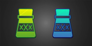 Siyah zemin üzerinde iksir ikonu olan yeşil ve mavi şişe. Sihirli iksirli matara. Mutlu Cadılar Bayramı Partisi. Vektör