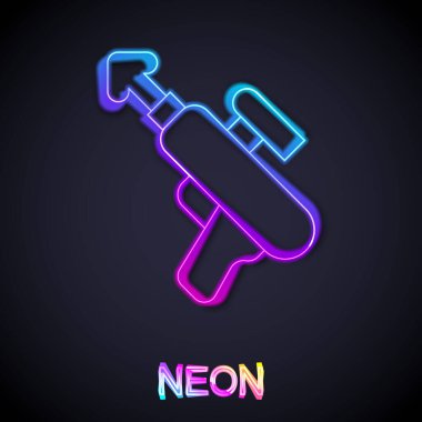 Parlayan neon hattı Balıkçılık zıpkını simgesi siyah arkaplanda izole edildi. Suyun altında balık yakalamak için balıkçılık üreticileri. Su altı ekipmanları. Vektör