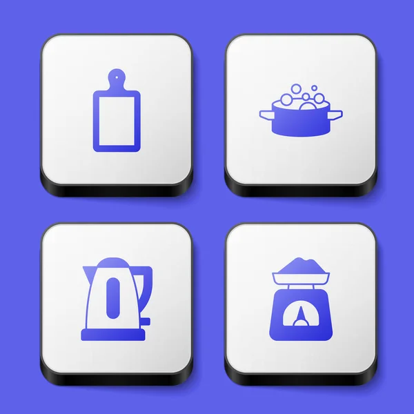 Set snijplank, kookpot, waterkoker en weegschaal pictogram. Witte vierkante knop. Vector — Stockvector