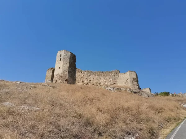 Középkori Vár Hegyen — Stock Fotó