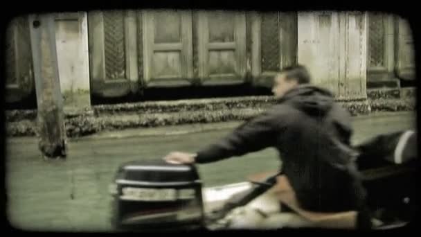 Motorboot. Vintage stilisierter Videoclip. — Stockvideo