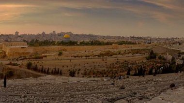 Mount of Olives mezarlığa bakan