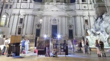 Fontana dei Quattro Fiumi ve Sant'Agnese