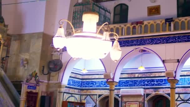 Intérieur d'une mosquée islamique en Israël — Video