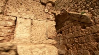 Bir kemer bir Caesarea alleyway İsrail üzerinde hisse senedi görüntüleri.
