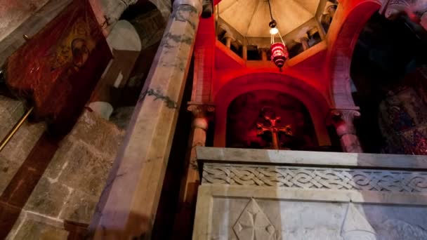 Ormiański kaplicy, podział szaty święte — Wideo stockowe