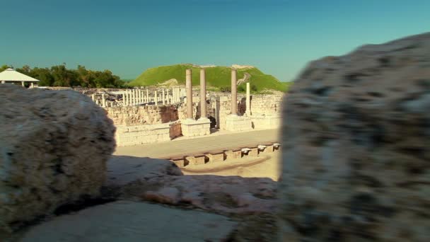 Stock Footage of the theater stage at Beith She'an in Israel. — Stock Video