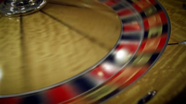 Roulette table spinning with the ball — Stock Video