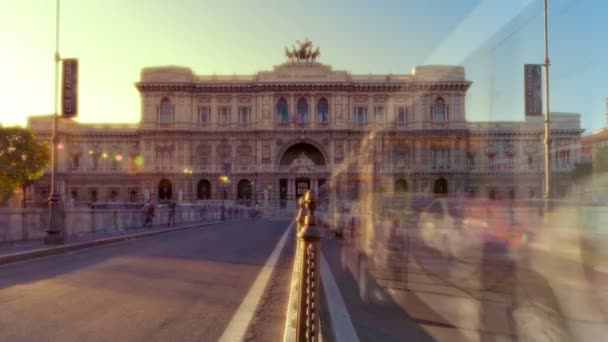 Palazzo di Giustizia dal ponte al tramonto . — Video Stock