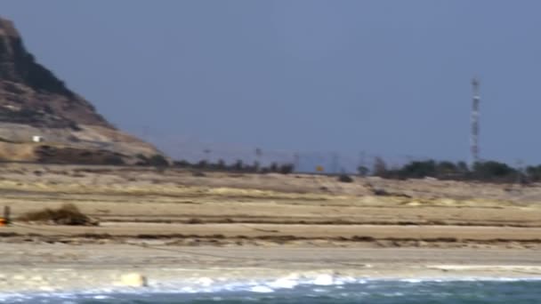 Filmagem de montanhas e da costa do Mar Morto em Israel — Vídeo de Stock